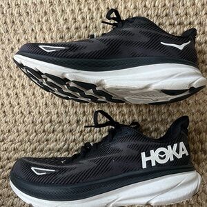 HOKA Womens Black Clifton 9 Running Shoes